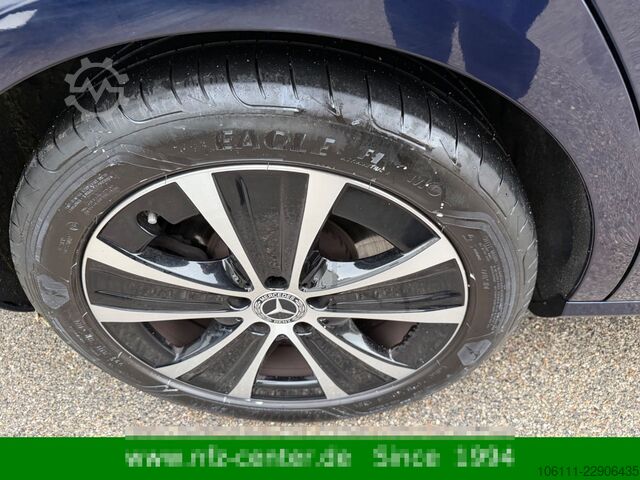 Microbuz MERCEDES-BENZ E 300 de 4Matic AVANTGARDE HeadUP KEYLESS-GO