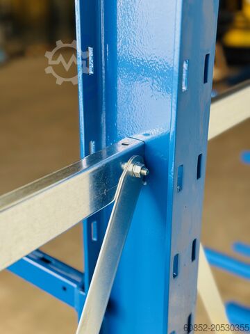 캔틸레버 랙 ca. 3,15 lfm. Kragarmregal mit Fachböden H: 250cm 140 kg/Arm META Multistrong