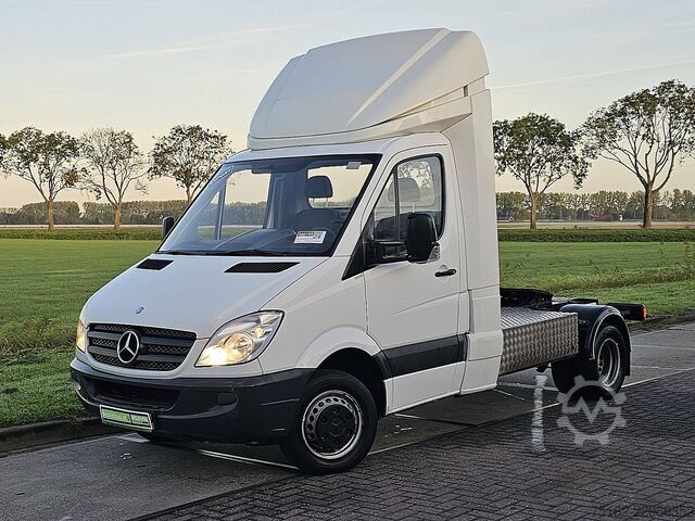 梅赛德斯-奔驰 Sprinter 519 MERCEDES-BENZ SPRINTER 519