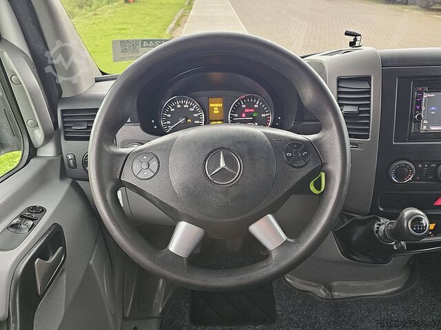 Carrinha de tejadilho alto MERCEDES-BENZ SPRINTER 519 L2H2 N2 3500Kg Trekhaak V6 3.0Ltr ...