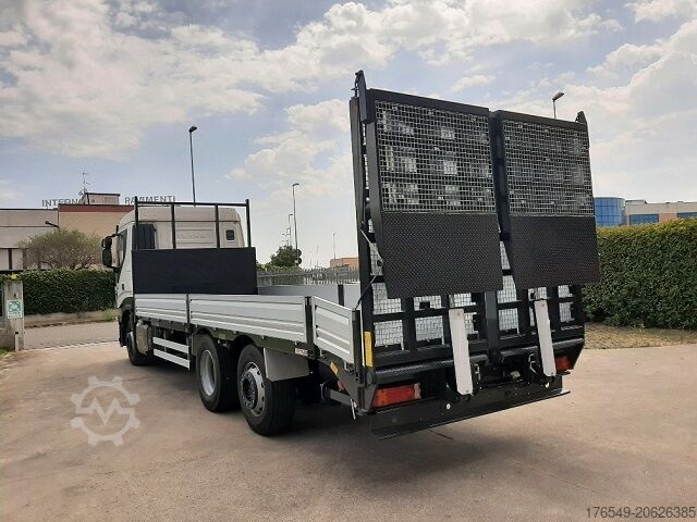 PLATFORMA SA RAMPAMA Iveco AS 260S42
