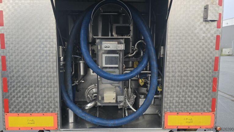 Semi-reboque tanque Edelstahltankauflieger 28.000 l - ISOLIERT