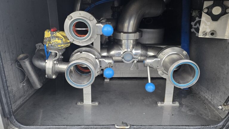 Semi-reboque tanque  Edelstahltankauflieger 28.000 l - ISOLIERT