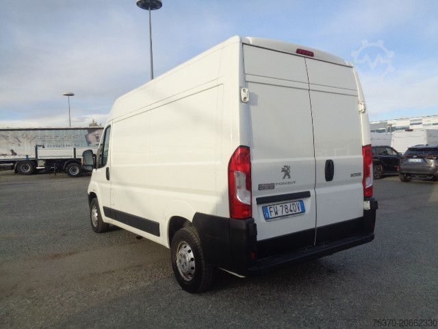 Furgoneta Peugeot BOXER - mot. nuovo