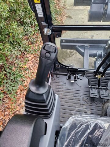 Mini bager Kubota KX027-4 Hi-spec (NIEUW)