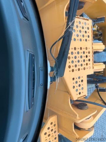 รถตักล้อยาง LIEBHERR L538 Radlader SW Klima