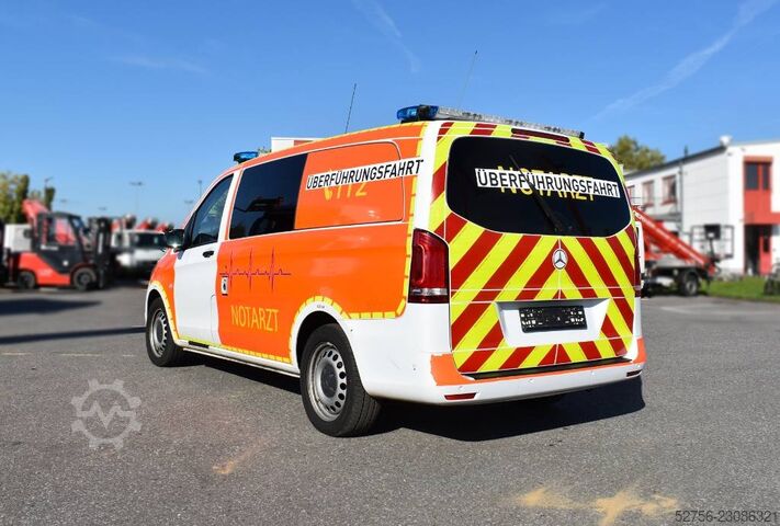  Mercedes-Benz Vito 4x4 Notarzt Einsatzfahrzeug NEF