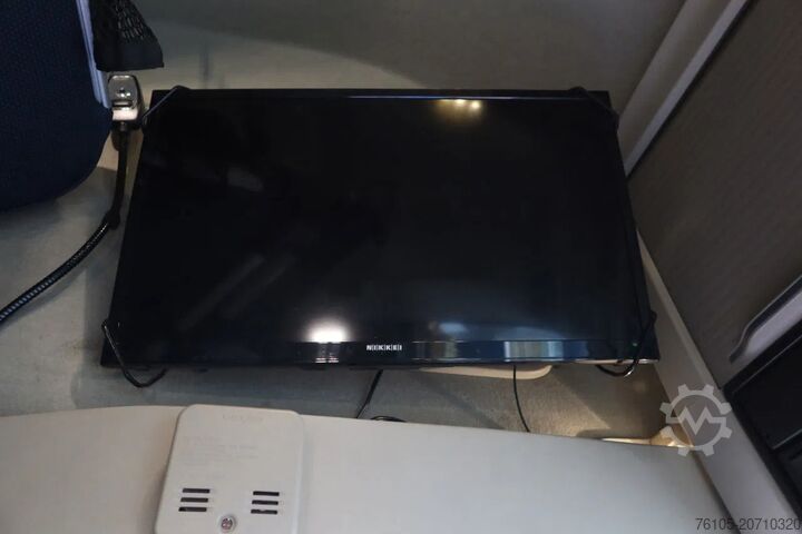 Standard tractor Volvo FH FH 500 Globetrotter Full Air suspension.