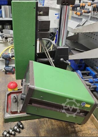 Vītņu griešanas mašīna Microtap megatap 90-G12