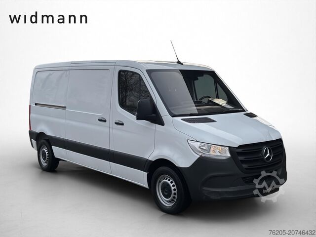Fourgon tôlé Mercedes-Benz Sprinter 211 CDI Kasten Standard
