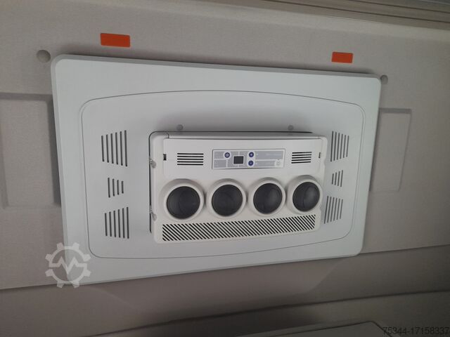 표준 트랙터 DAF XF 480