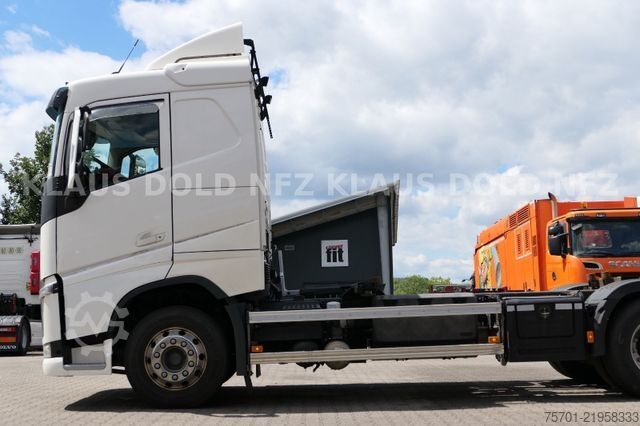 Swap body truck VOLVO FH 500 BDF mit Kühlkoffer Wechselaufbau