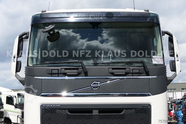 Swap body truck VOLVO FH 500 BDF mit Kühlkoffer Wechselaufbau