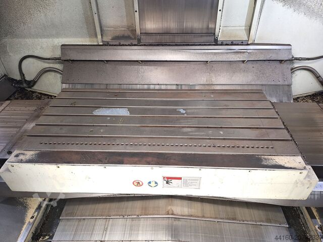 вертикальный обрабатывающий центр HURCO VMX 50S