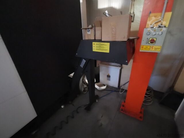 Verticale bewerkingscentrum Okuma GENOS M560R-V