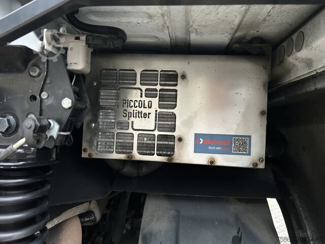 Standard tractor Volvo FH 500 Globetrotter XL / New Tacho V2 / Stand K...