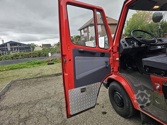 Bezorgbusje Mercedes-Benz 310 KA | BENZINE | IDEAAL ALS CAMPER | ALS NIEU...