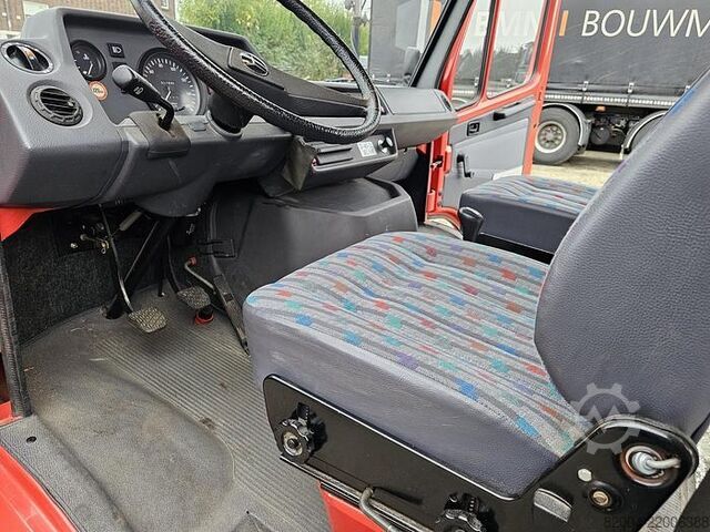 Bezorgbusje Mercedes-Benz 310 KA | BENZINE | IDEAAL ALS CAMPER | ALS NIEU...