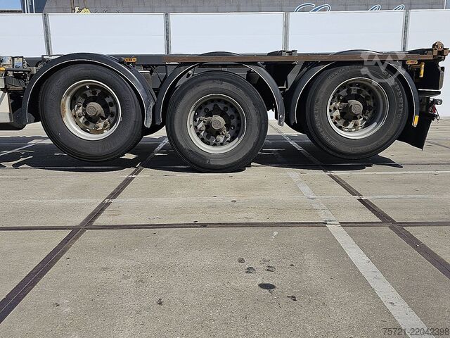 Container transportation D-TEC FT-43-03V MULTI 2X LIFT AXLE