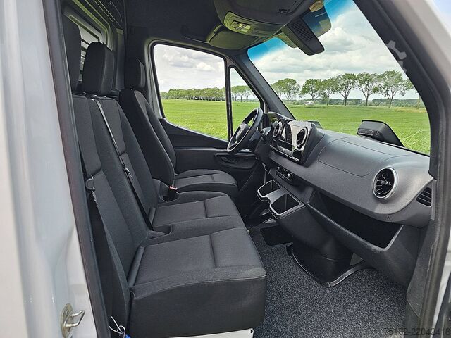 High-roof van MERCEDES-BENZ SPRINTER 317 L3H2 Maxi LED Mbux10