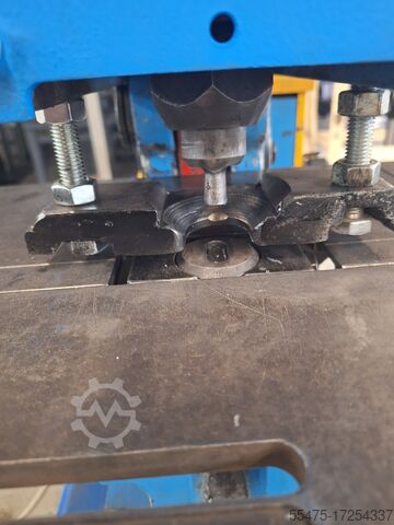 Cizallas para acero perfilado + punzonado