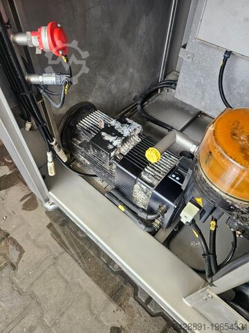 Inyector de carne con cinta de malla Fomaco FGM 88 SC