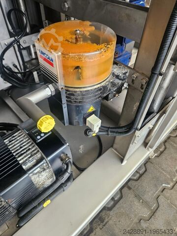 Inyector de carne con cinta de malla Fomaco FGM 88 SC