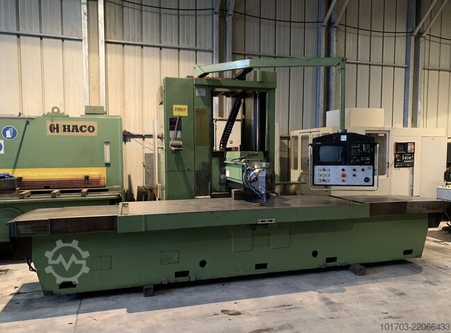 Freesmachine met vast bed Correa A 25/25