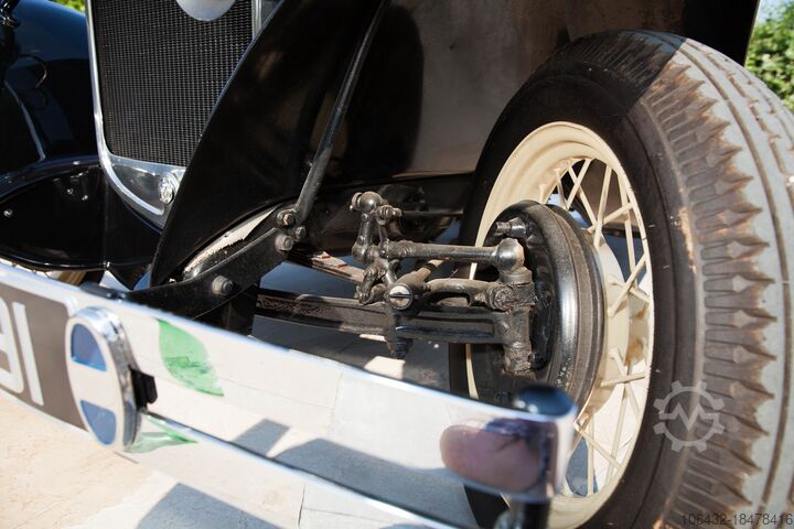 Chứng nhận của Voiture de Collection avec FORD FORD 1930 Model A Roadster de-luxe