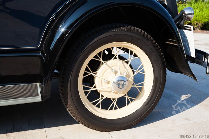 Chứng nhận của Voiture de Collection avec FORD FORD 1930 Model A Roadster de-luxe