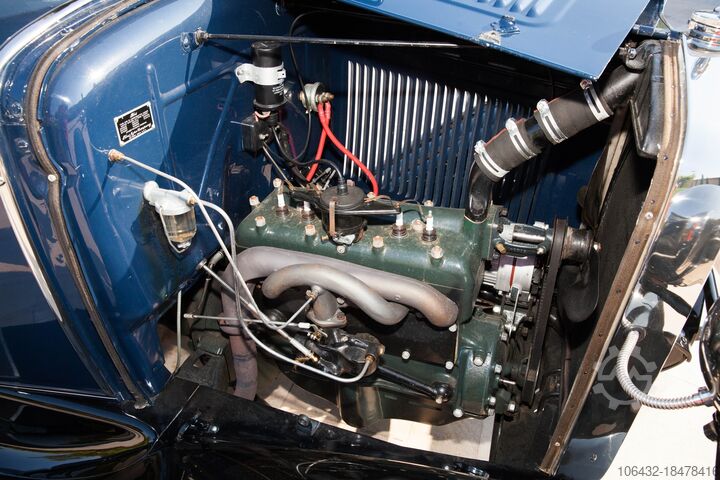 Chứng nhận của Voiture de Collection avec FORD FORD 1930 Model A Roadster de-luxe