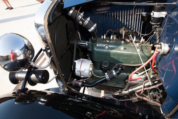 Chứng nhận của Voiture de Collection avec FORD FORD 1930 Model A Roadster de-luxe