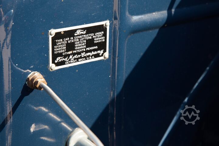 Chứng nhận của Voiture de Collection avec FORD FORD 1930 Model A Roadster de-luxe