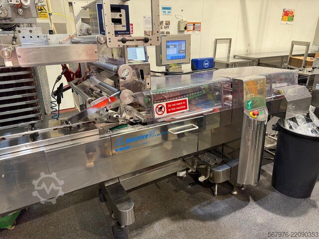 Packing Line Fuji Packaging / Loma Systems FW3410 Muffin/Cake/Brownie Packing Line