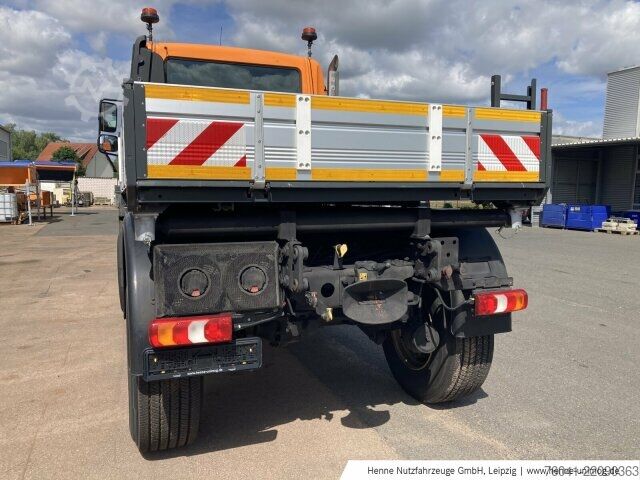 Máy nông nghiệp Mercedes-Benz Unimog U 530