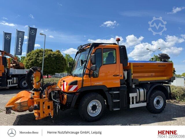 Máy nông nghiệp Mercedes-Benz Unimog U 319