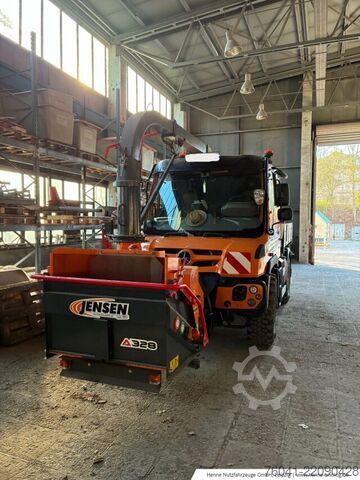 Máy nông nghiệp Jensen Holzzerkleinerer A328Z HHacker