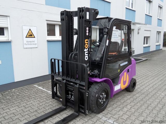 Stivuitor electric cu 4 roți Jungheinrich anton CBH 3.0 - Triplex - Kabine - NEU!