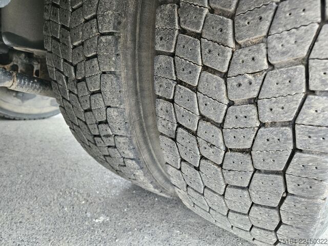 Kamion me tresh-faqe karrokimi MAN 26.440 FK 6x4