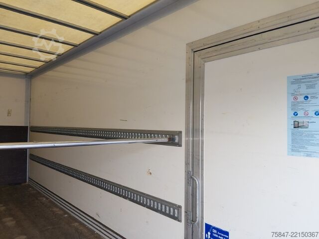 Skåpbil Iveco EuroCargo ML 75 E 19/P LBW Türe im Koffe