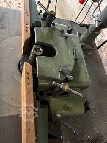 фрезова машина с твърдо фрезно вретено WEINIG FA