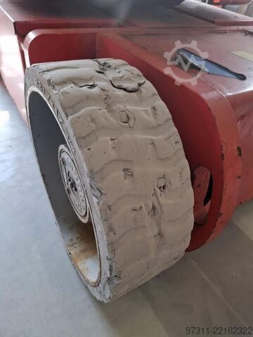 Piattaforma di lavoro telescopica articolata Genie Z-30/20N RJ