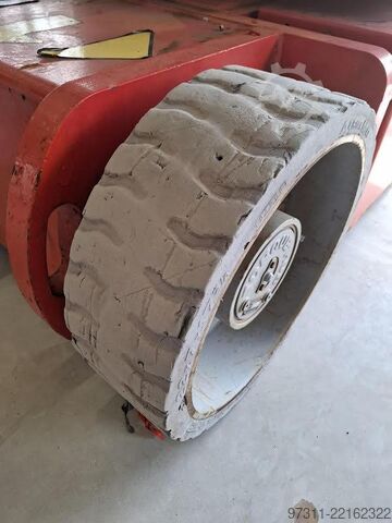Piattaforma di lavoro telescopica articolata Genie Z-30/20N RJ
