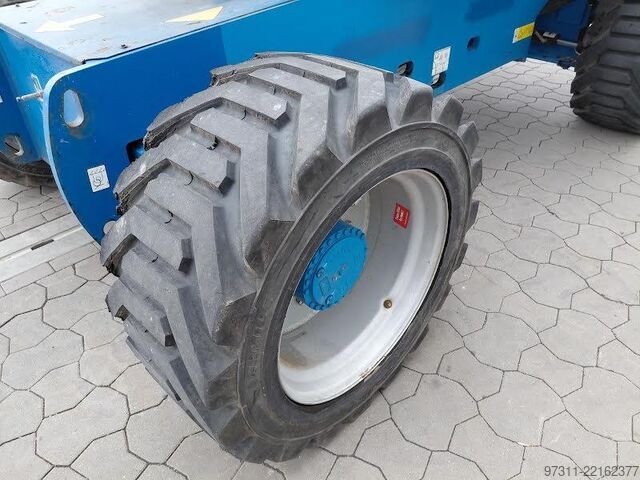 Teleskopinė platforma Genie S-85