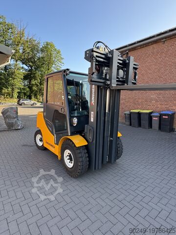 Jungheinrich รถฟอร์คลิฟท์ 4 ล้อ 5 ดาว Jungheinrich 5 Sterne überholt TFG 540s  SP G+E 120-565 DZ