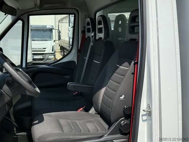 Skåpbil Iveco daily 35-160