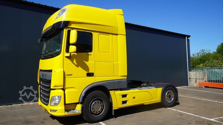 SZM มาตรฐาน DAF XF 450 SSC tractor unit