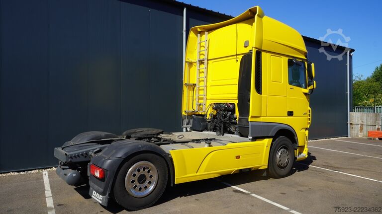 SZM มาตรฐาน DAF XF 450 SSC tractor unit
