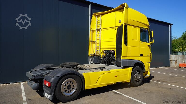 SZM มาตรฐาน DAF XF 450 SSC tractor unit