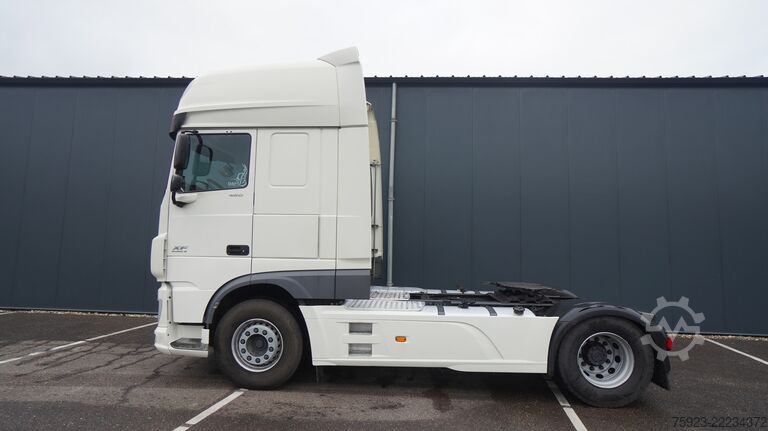 SZM มาตรฐาน DAF XF 460 SSC tractor unit